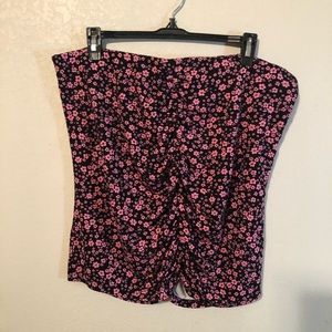 Flowery mini skirt
